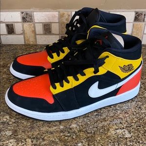 ‼️Sold‼️Nike Air Jordan 1 Mid SE